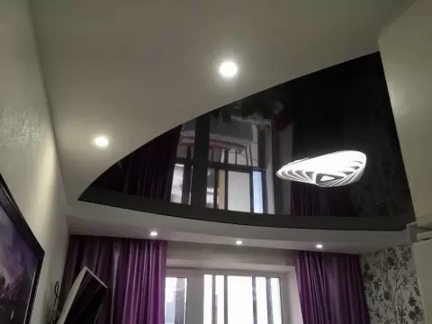 Потолок в гостиной Потолок в гостиной